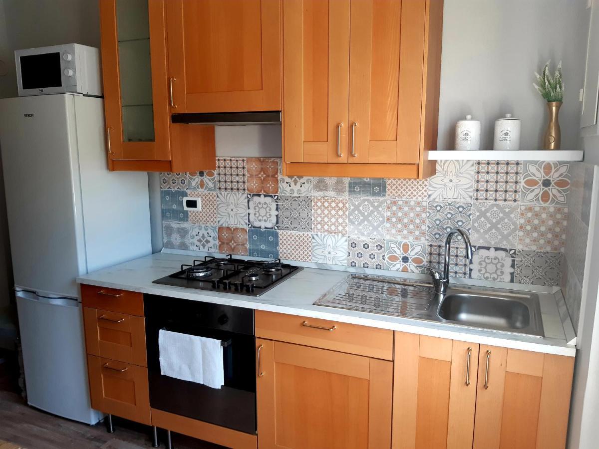 Deco & Retro Apartment La Spezia Luaran gambar
