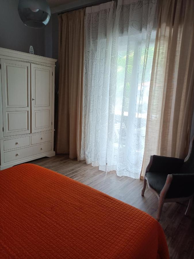Deco & Retro Apartment La Spezia Luaran gambar