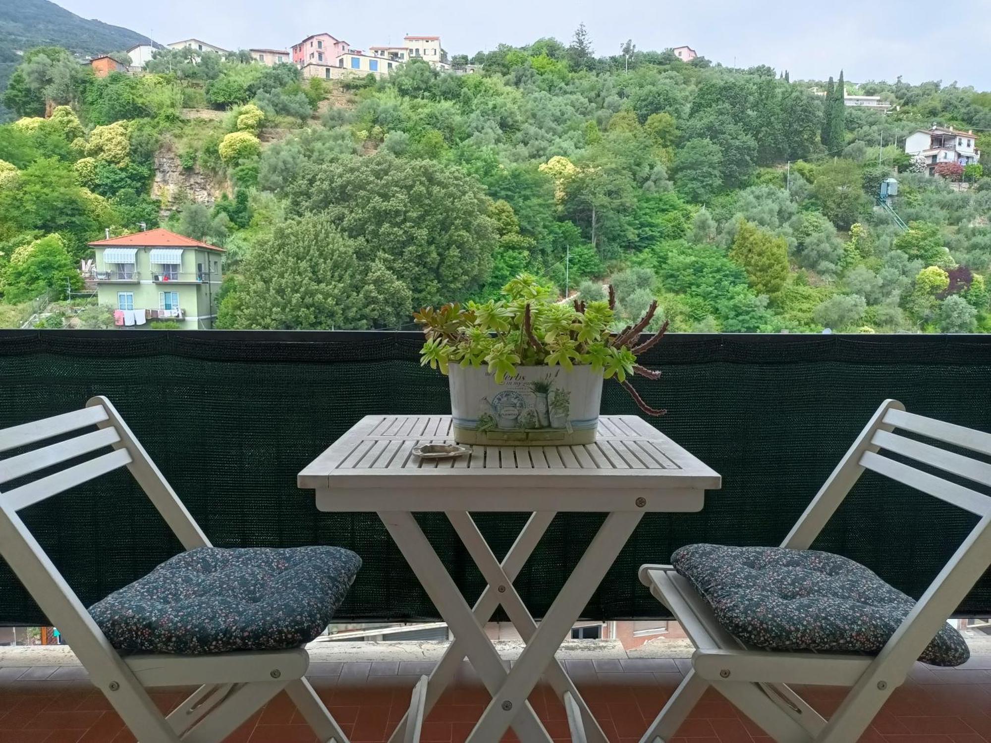 Deco & Retro Apartment La Spezia Luaran gambar